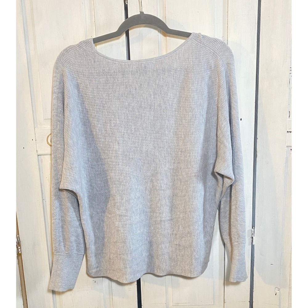 LEITH Soft Gray Sweater Size Med V-Neck Dolman Sleeves Drapey Classic Nordstrom - Picture 3 of 7